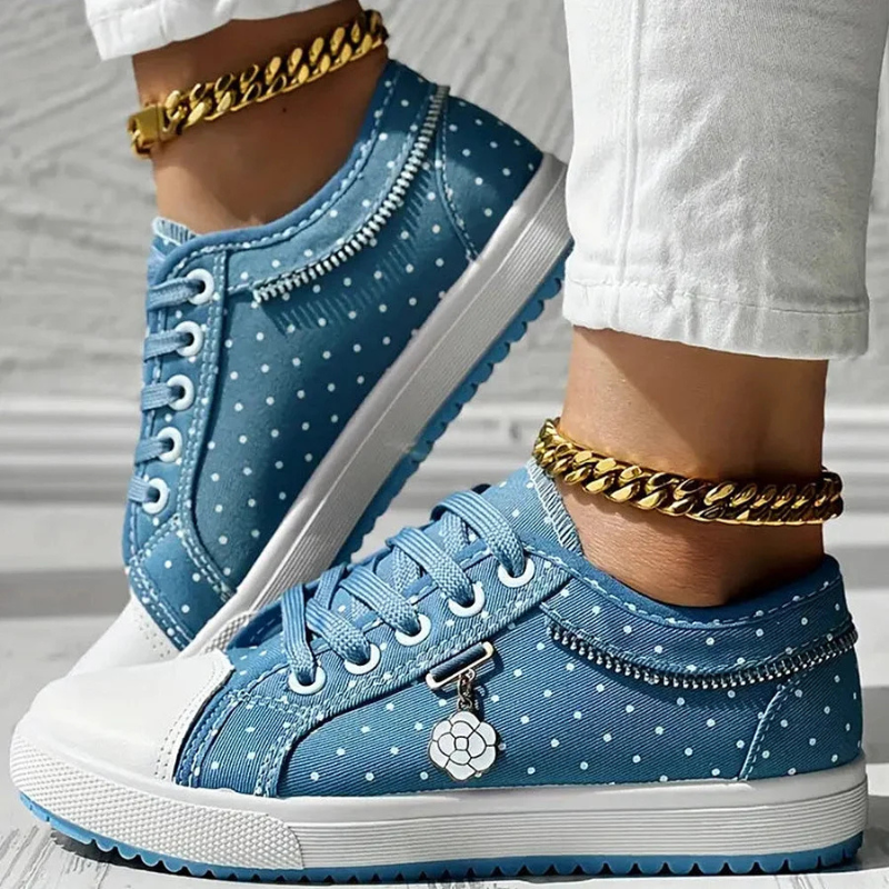 CARO | ELEGANTE DAMEN-SNEAKER MIT FLORALEN DETAILS