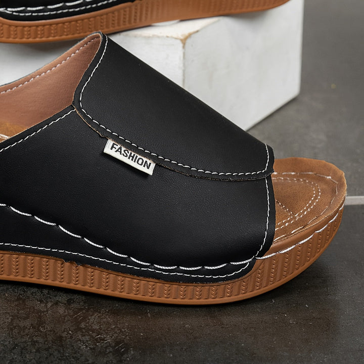Isabelle | Komfortable Keil-Mule