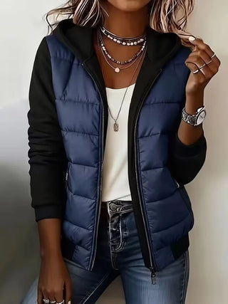 Mabyla | Wattierte Colorblock-Jacke mit Kapuze für Damen