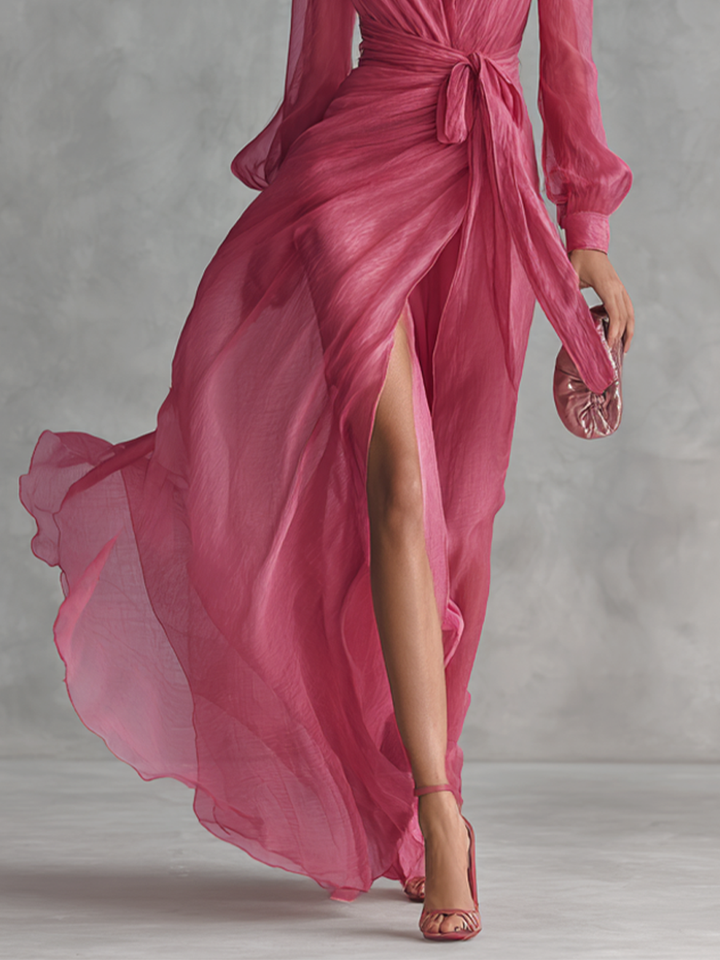Rosa Chiffonkleid mit V-Ausschnitt