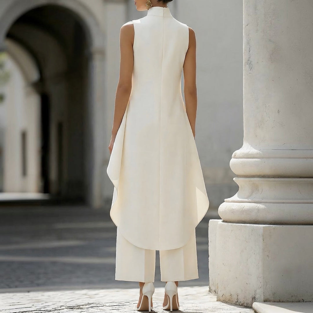 Mabyla | Eleganter Anzug mit drapiertem Oberteil und hohem Kragen