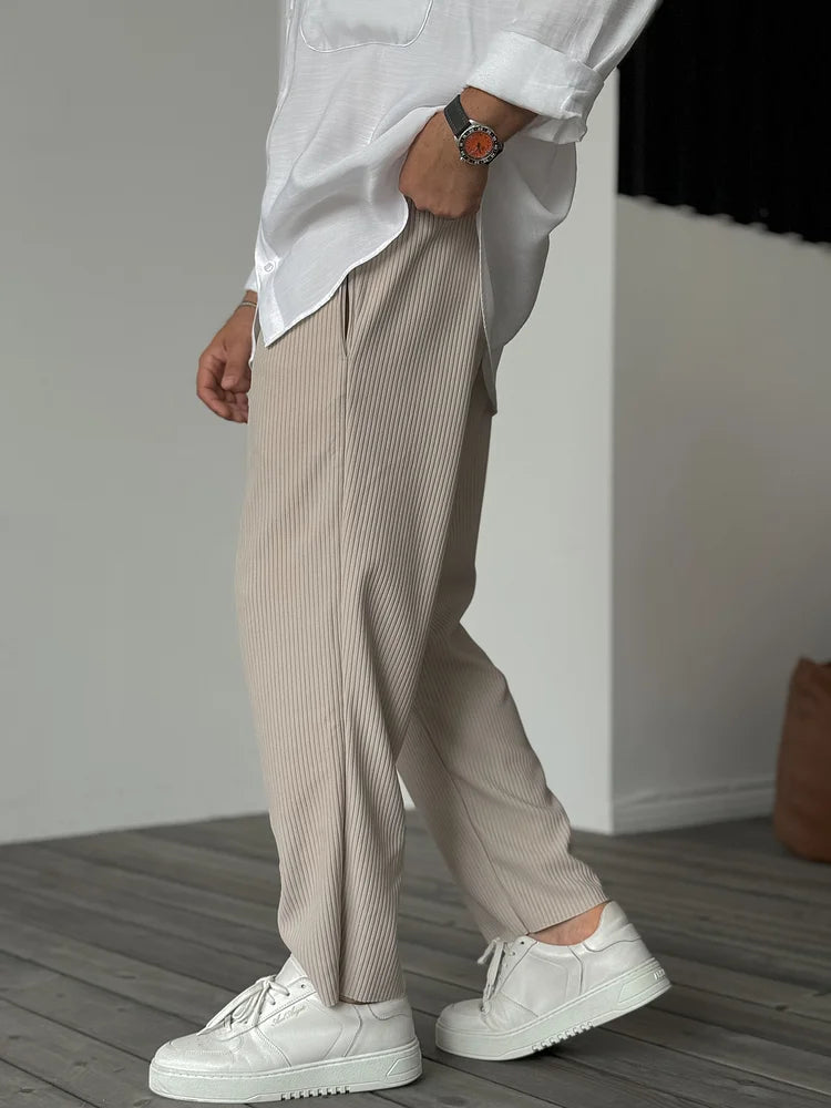 Herren Relax Fit Plissee Hose