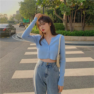 Erika | Crop-Top-Pullover mit Knöpfen