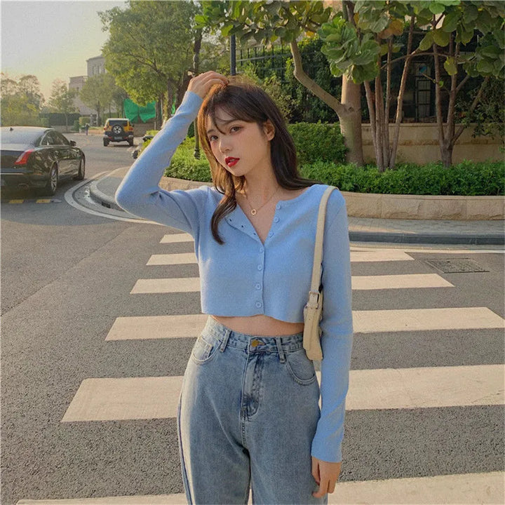 Erika | Crop-Top-Pullover mit Knöpfen