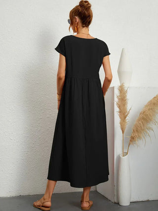 HEIKE | FLIESSENDES MIDIKLEID VON ZEITLOSER ELEGANZ