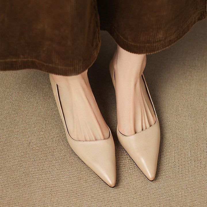 Orlisse Leder Kitten Heel Pumps