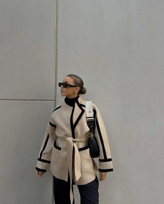 Lova | Modische Beige Jacke