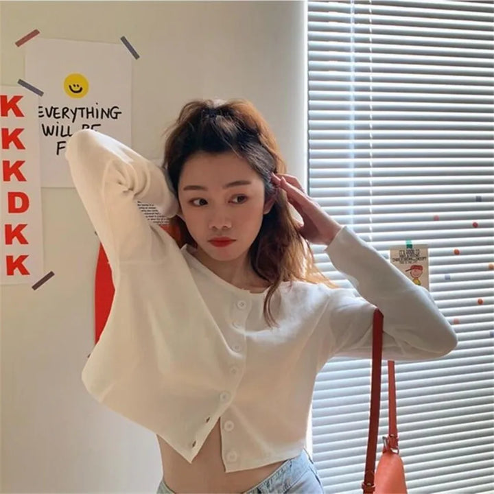 Erika | Crop-Top-Pullover mit Knöpfen
