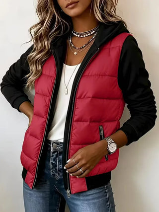 Mabyla | Wattierte Colorblock-Jacke mit Kapuze für Damen