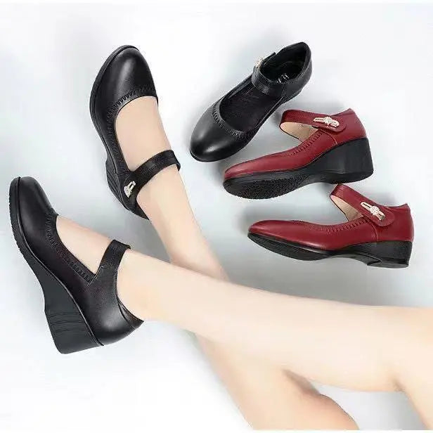 Amaya | Leder-Absatzschuhe mit Schnallenriemen