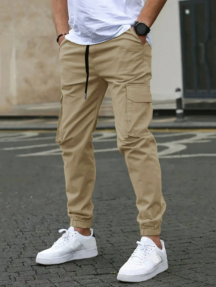 David | Entspannter Cargo-Jogger