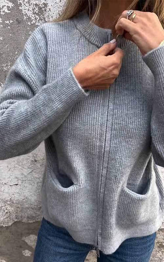 Mila | Strickjacke mit Reißverschluss und Tasche