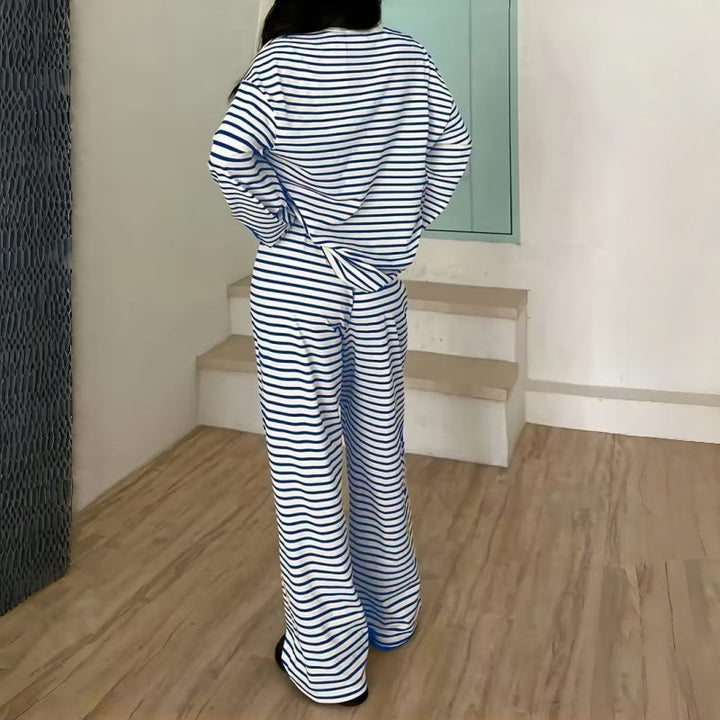 Aunora | Zweiteiliges gestreiftes Pyjama-Set