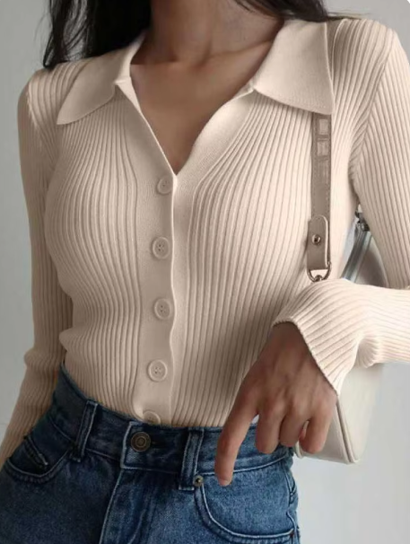 Nicole | Pullover mit Knopfkragen und V-Ausschnitt